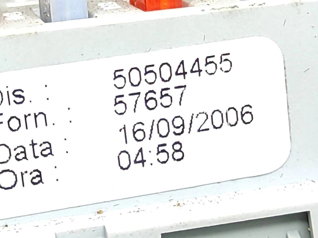 Alfa Romeo 159 2.4JTDm Diesel 2008 Fuse box unit module 50504455 