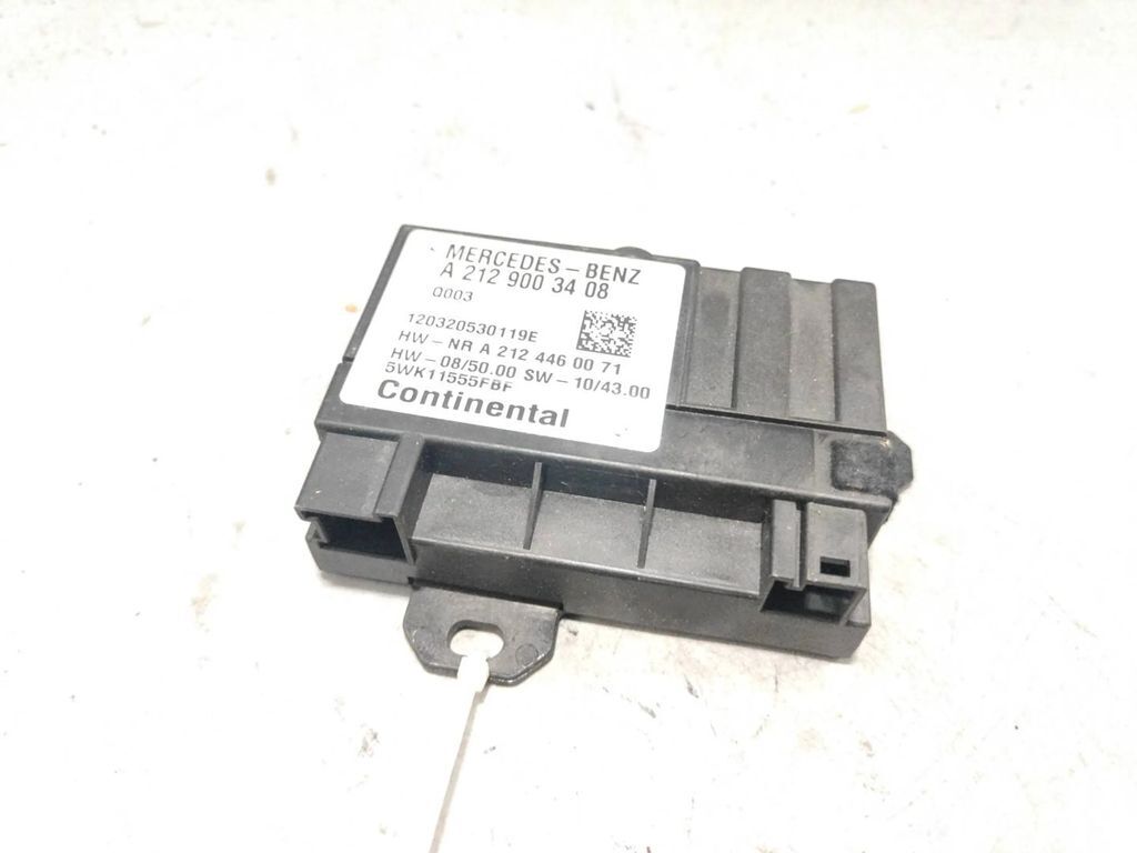 Mercedes-Benz E W212 2012 Fuel injection pump control unit module A2129003408