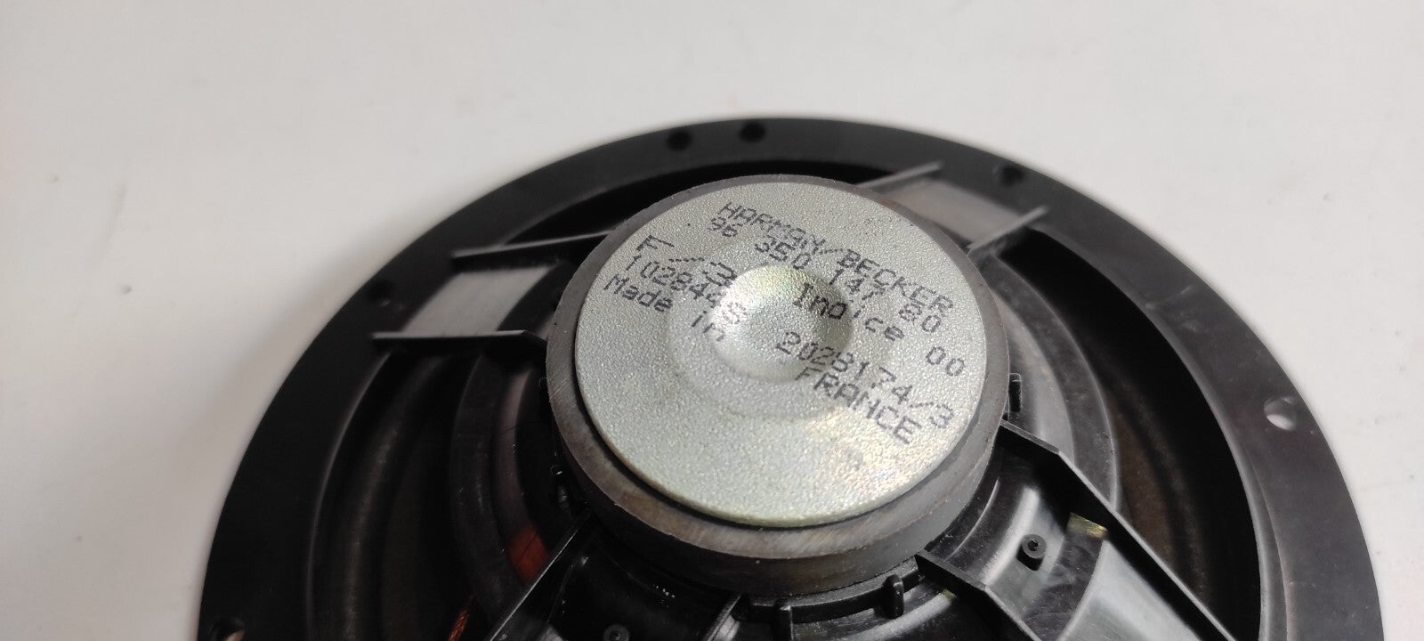 Peugeot 607 3.0i V6 Petrol 2002 Front Left Door Audio Speaker 9635014780