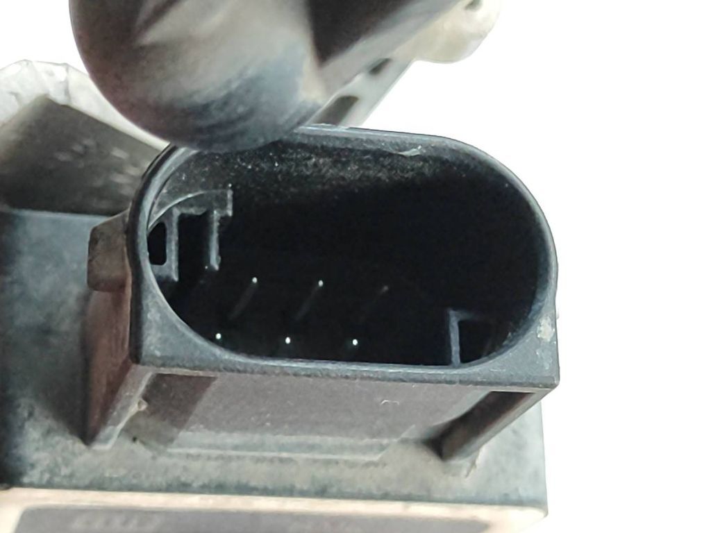 BMW 5 F10 F11 2016 headlight height adjust level sensor 6784072 