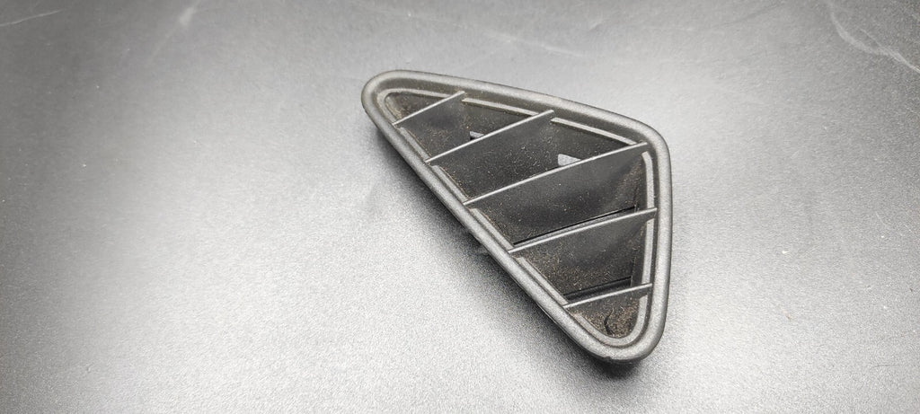 Alfa Romeo 147 1.9JTD Diesel 2002 Front Left Dashboard Panel Air Vent Grill