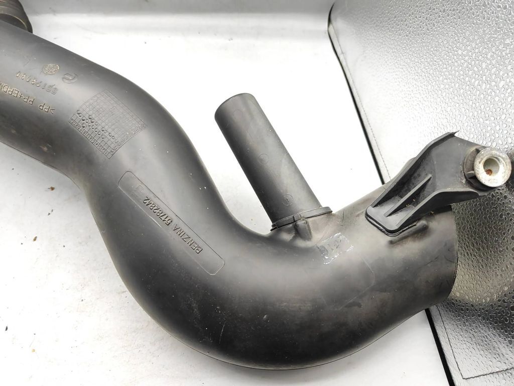 Alfa Romeo 159 2.2JTS 136kW 2007 Petrol air intake hose pipe 51782842 