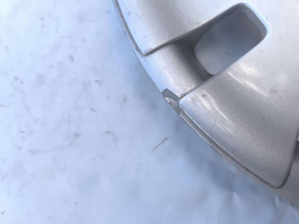 BMW 3 E46 2005 R15 wheel hub cap trim 36131094780 