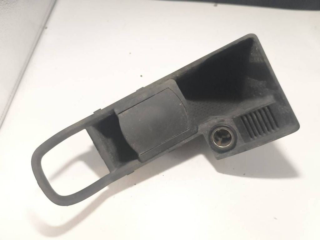 Fiat Croma 2.4JTD 147kW 2007 Diesel Ashtray cigarette lighter 735364112 