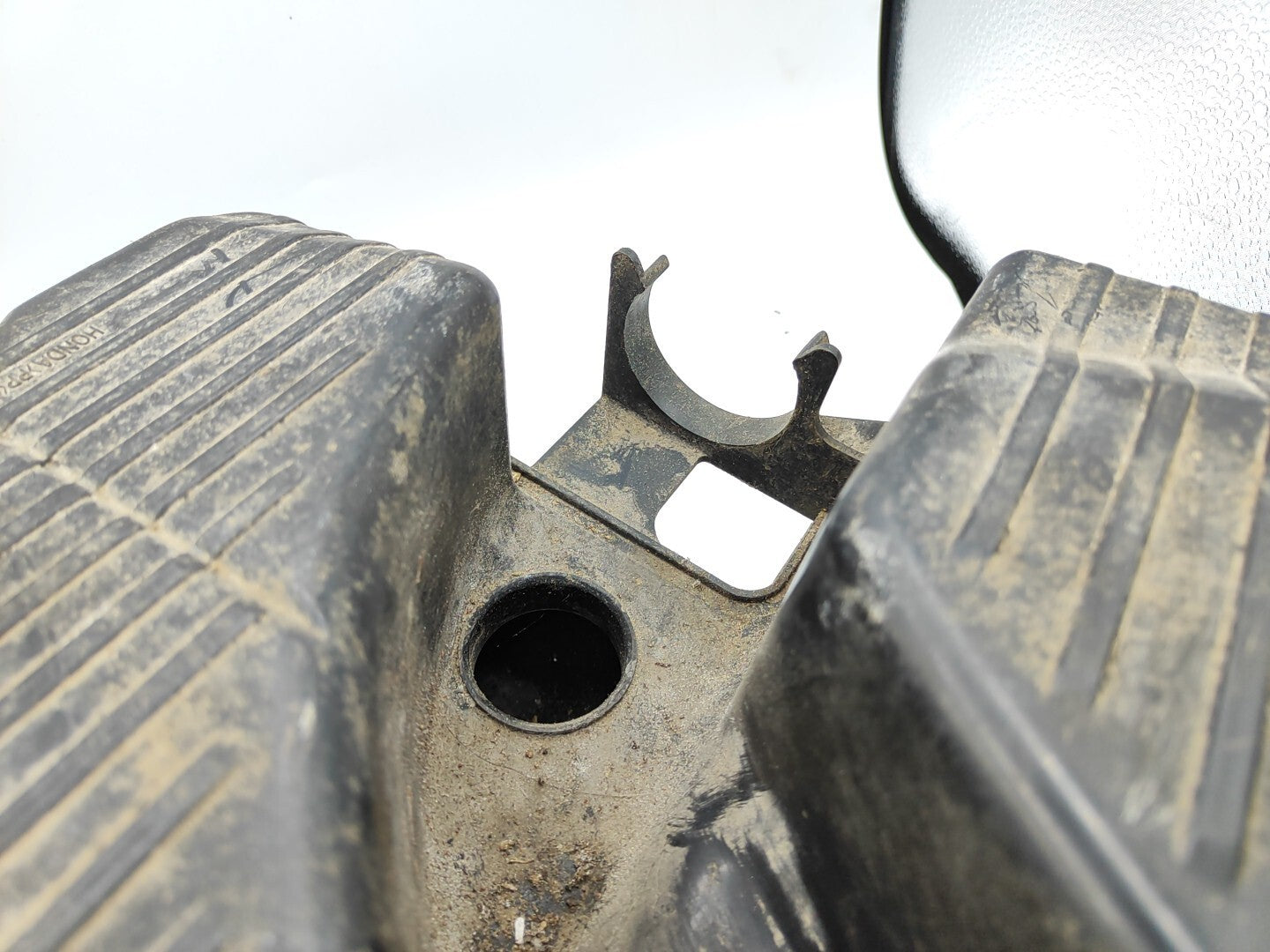 Honda Civic EK EJ 6 Gen Hatchback 1.4i 1998 Air Intake Resonator Filter Box CR3