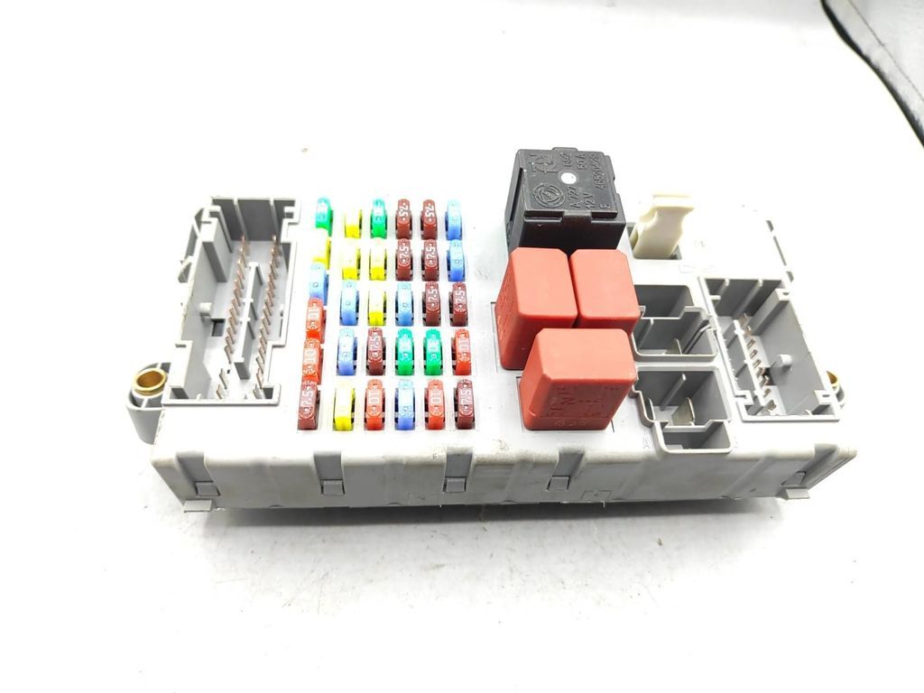 Alfa Romeo 159 2.0JTDm Saloon 2010 Diesel Fuse box set 50513353 