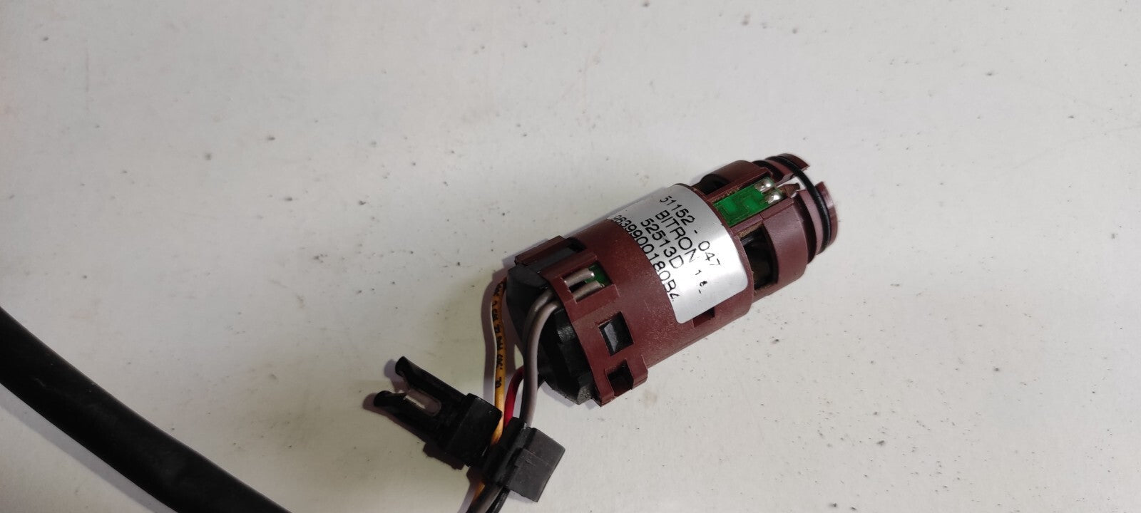 Peugeot 607 3.0i V6 Petrol 2001 Temperature Sensor 9639900180