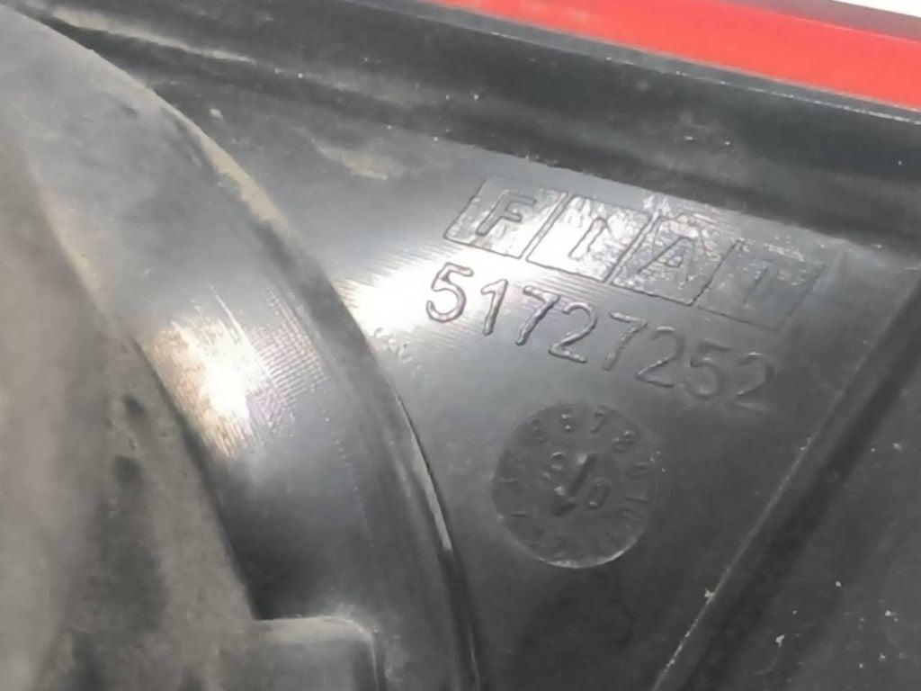 Fiat Croma 2.4JTD 147kW 2007 Diesel LHD rear left tail light lamp 51727252 