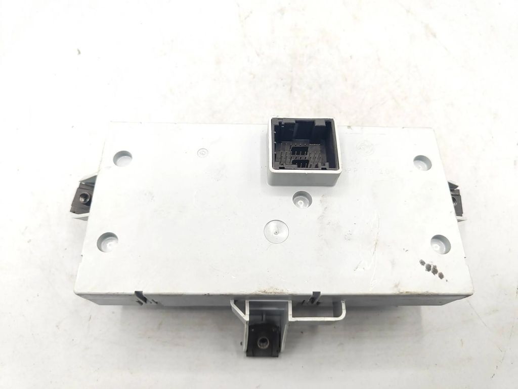 Alfa Romeo 147 1.9JTD 88kW 2007 Comfort convenience body module 60698110 