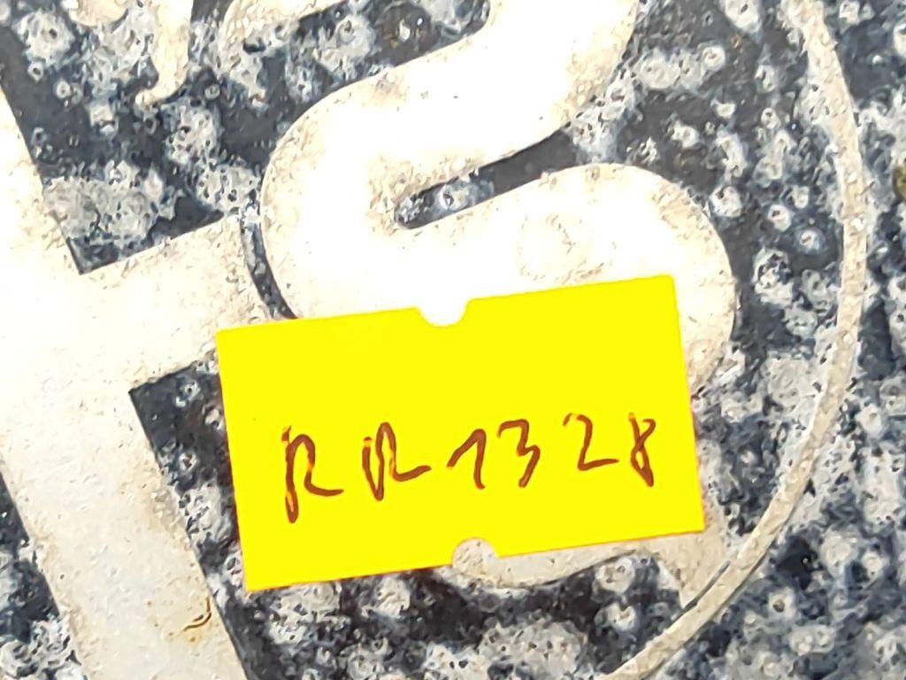 Alfa Romeo 147 Facelift 2007 Front bumper upper radiator grill LS383066 