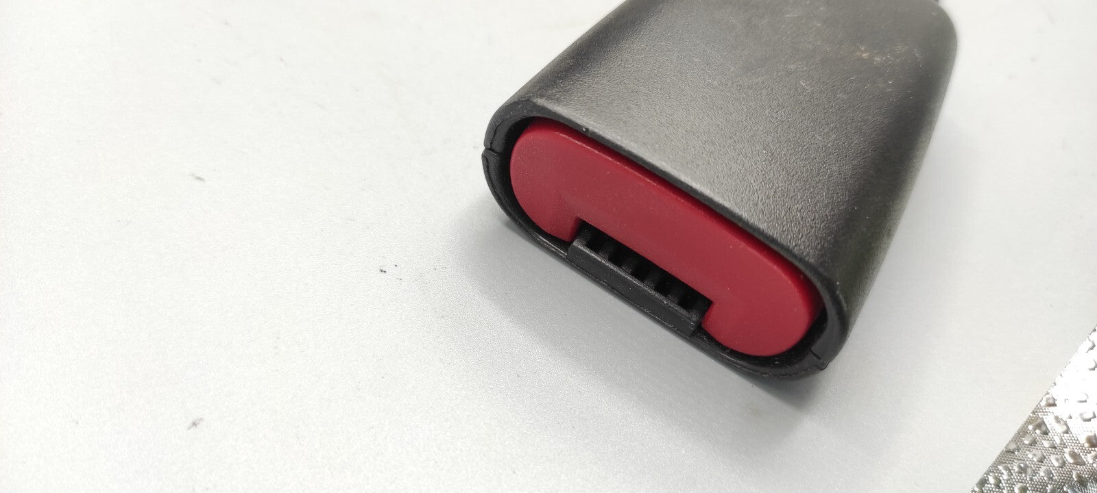 Alfa Romeo 156 SW 2.4JTD 110kW 2004 Rear Right Seat Seat Belt Buckle 10447090