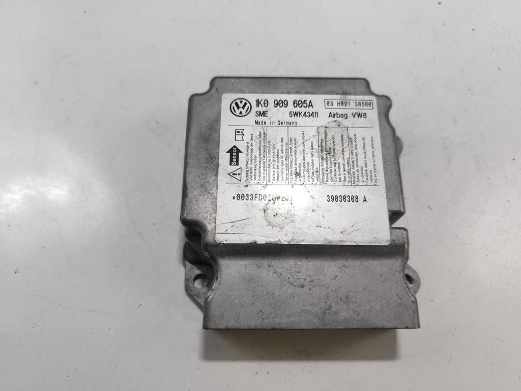 Volkswagen Golf V MK5 2006 Control unit module 1K0909605A 