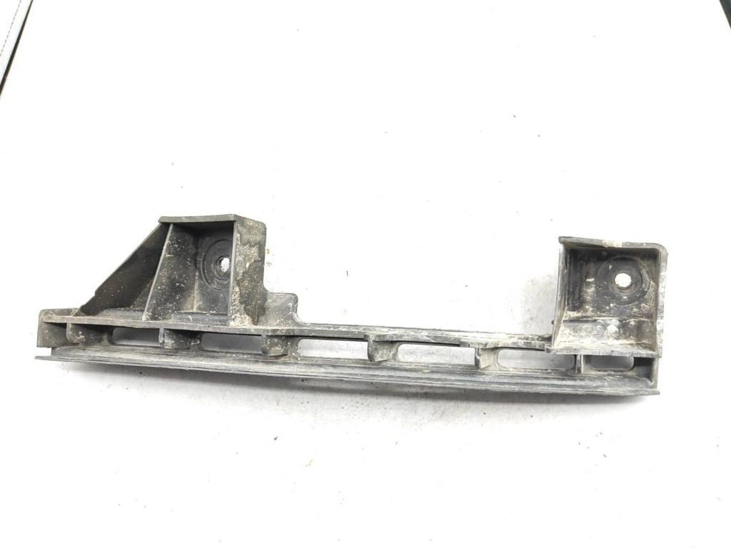 Volkswagen Caddy 2008 front right bumper mounting bracket 1T0807890B