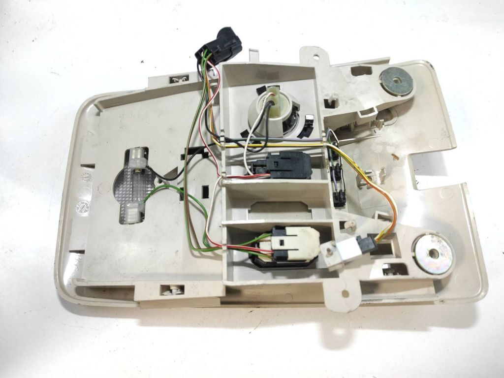 Saab 9-5 2.0T 110kW Petrol 2000 front reading dome seat light 