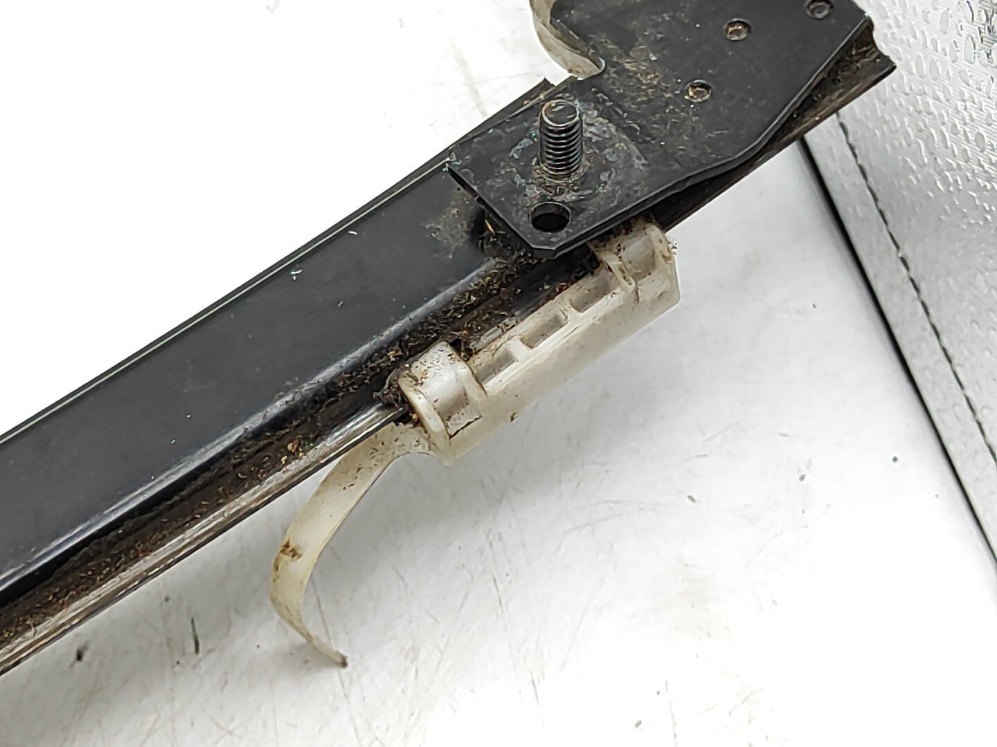 Alfa Romeo 147 2.0TS 110kW 2006 Front Left Window Regulator Mechanism 46751871