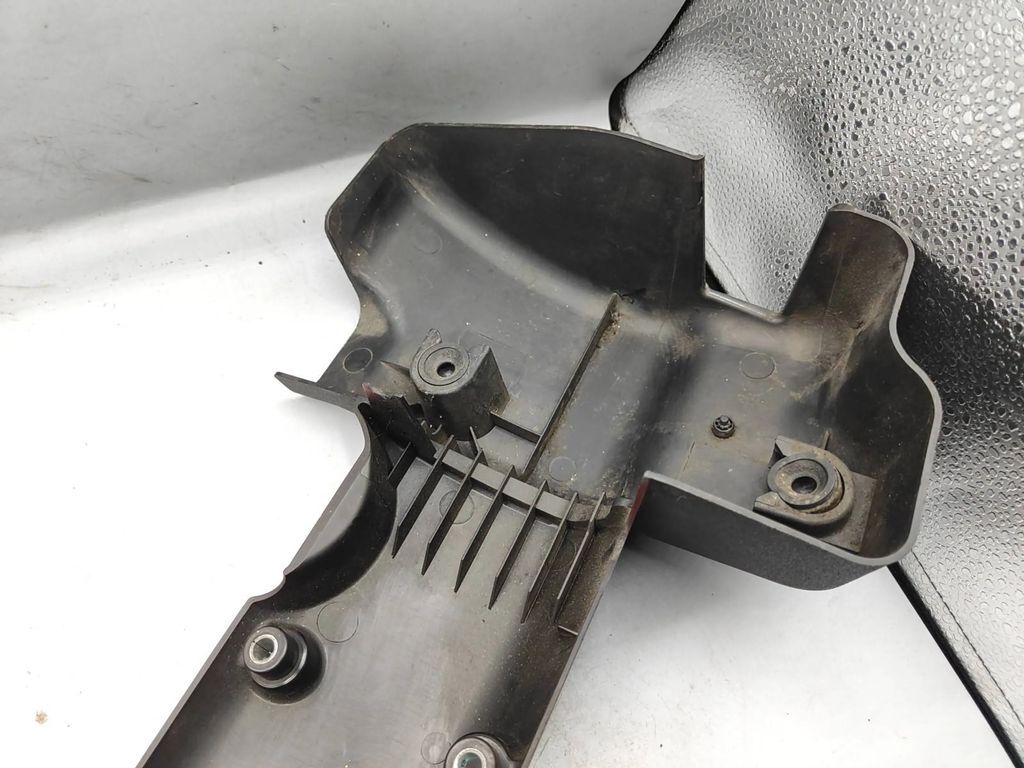 Alfa Romeo 159 2.2JTS 136kW 2006 Petrol Top engine cover trim 51772695 