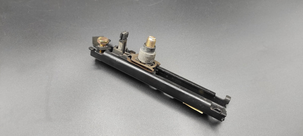 Alfa Romeo 147 2004 Front Right Seatbelt Height Adjustment Regulator Rail