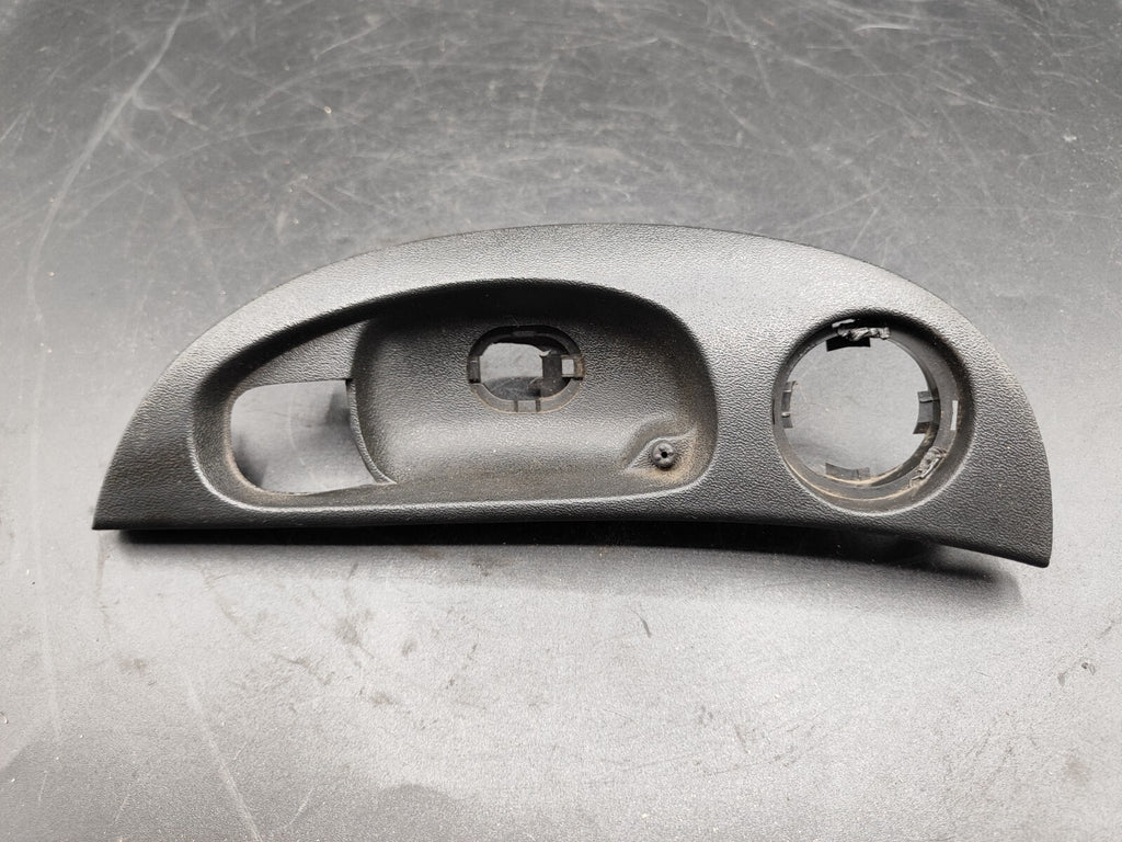 Alfa Romeo 147 1.9JTD 88kW 2004 Front Left Door Interior Handle Trim 735300210