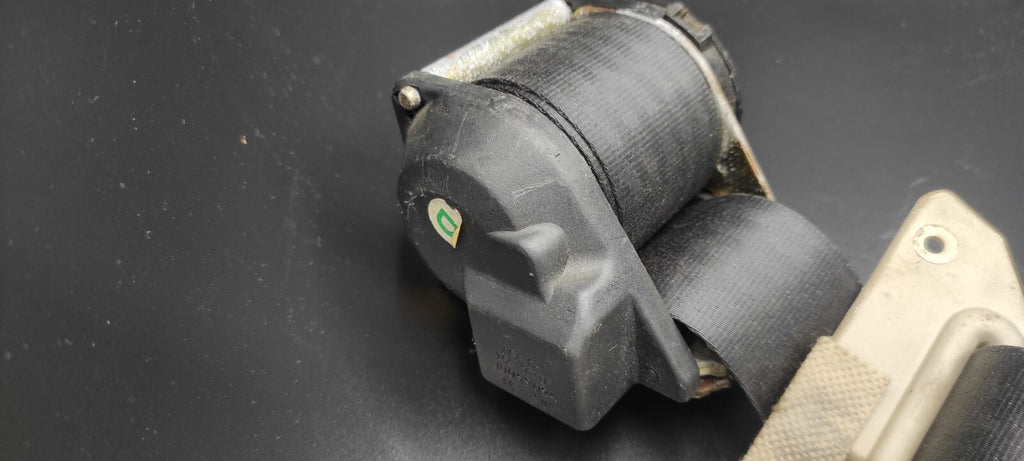 Alfa Romeo 166 2.4JTD 110kW 2001 Rear Right Seat Safety Seatbelt 044047