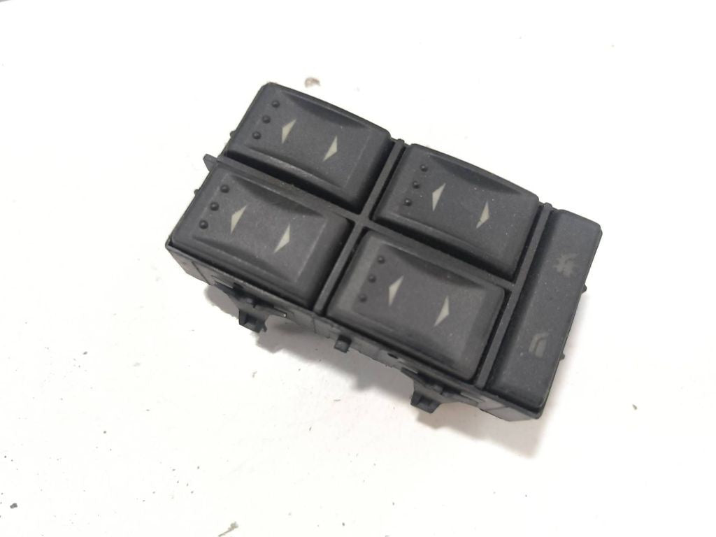 Ford Mondeo Mk III 2002 Electric window control switch 1S7T14A132BE 
