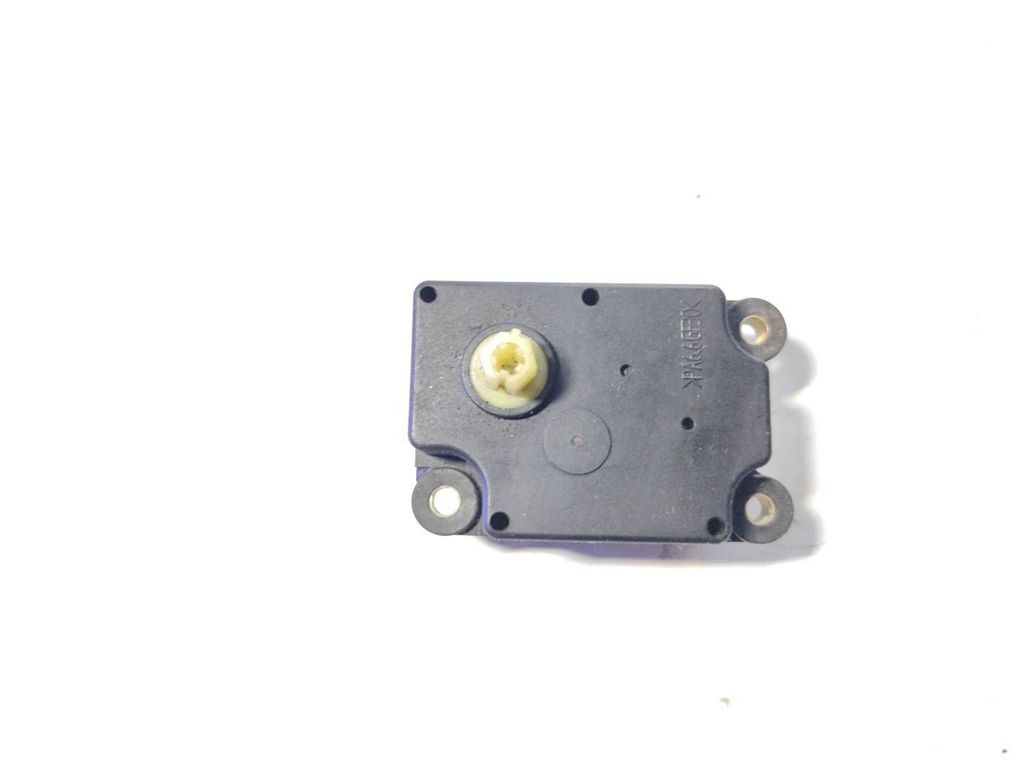 Volvo S60 2002 Air heater flap actuator motor 74935G 