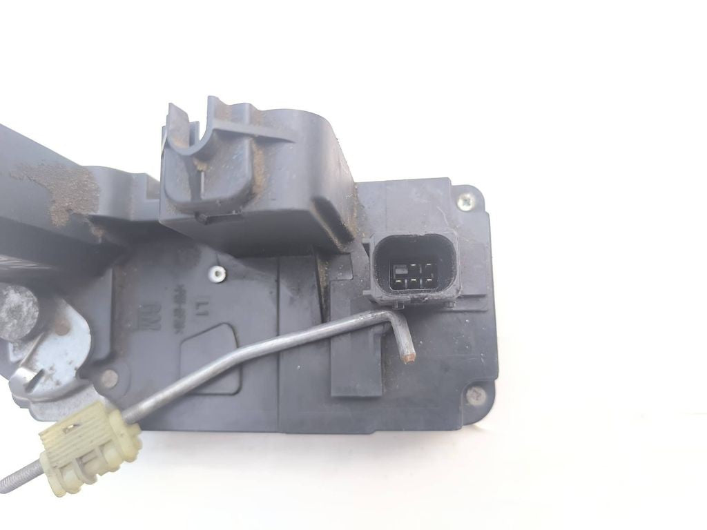 Opel Vectra C 2007 rear left door lock 13210762 