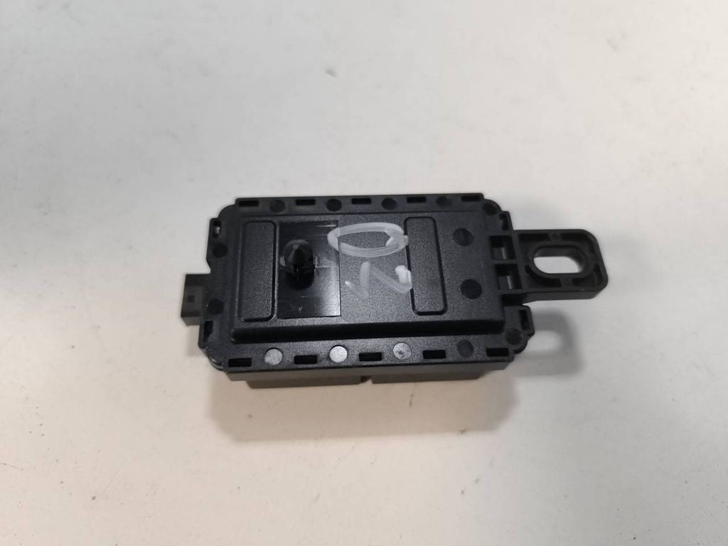 BMW X1 F48 F49 2018 Remote control unit module 8706502 
