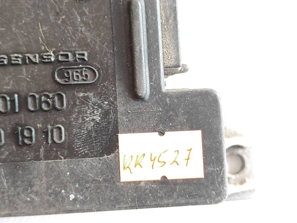 Mercedes-Benz E W124 1994 Safety module 0285001060 