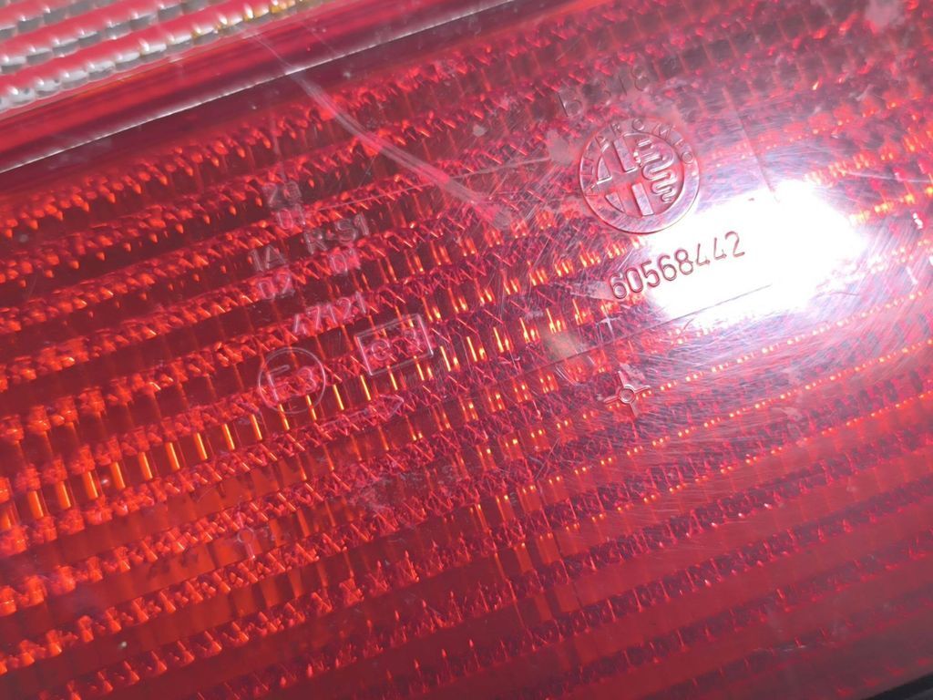 Alfa Romeo 155 1994 rear right tail light lamp 60568442 