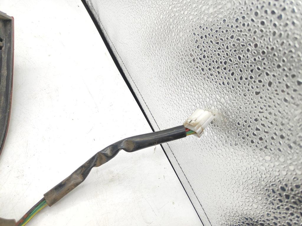 Mazda 626 Caravan 2001 LHD Rear Right Side Taillight Lamp Light R2265R