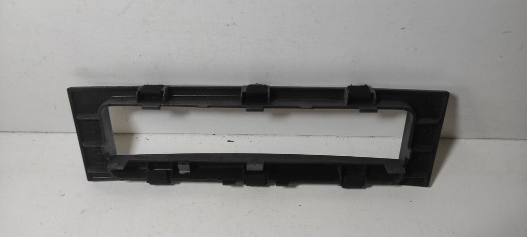 Alfa Romeo 147 1.9JTD 2002 LHD Front Cup Holder Storage Surround Trim