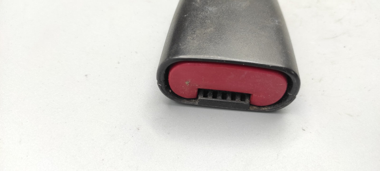 Alfa Romeo 156 1.9JTD 110kW Diesel 2003 Rear Seat Seatbelt Buckle 10448290