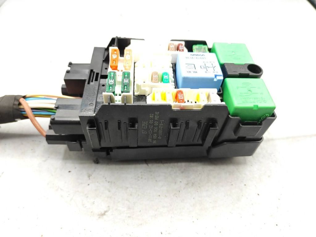 Citroen DS4 Diesel 2012 Diesel Fuse box set unit 9665492680 