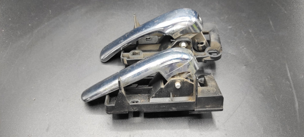 Alfa Romeo 147 1.9JTD 8V 2004 Rear Right Left  Door Opening Inner Handle