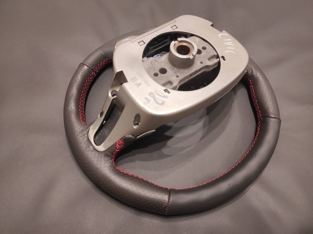 Honda Civic 8 FN 2007 Steering wheel / NEW LEATHER