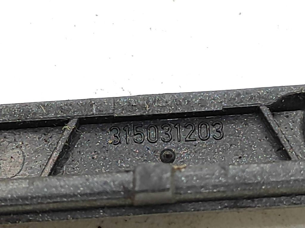 Opel Vectra C 2004 Gear shifter surround trim plastic 13165756 