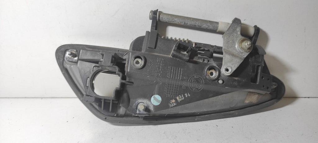 Alfa Romeo 159 1.9JTDm 88kW 2007 LHD Front Left Door Exterior Handle