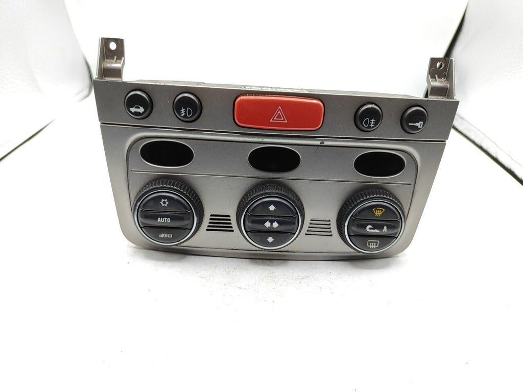 Alfa Romeo GT 2006 LHD Dash Climate Control 01560513690