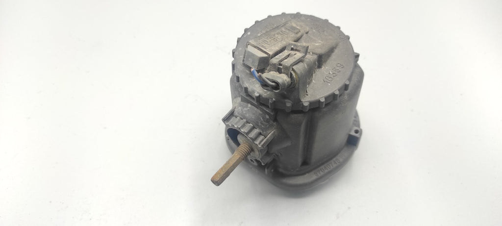 Alfa Romeo 156 SW 2.4JTD 110kW 2002 Front Right Fog Light 37040748