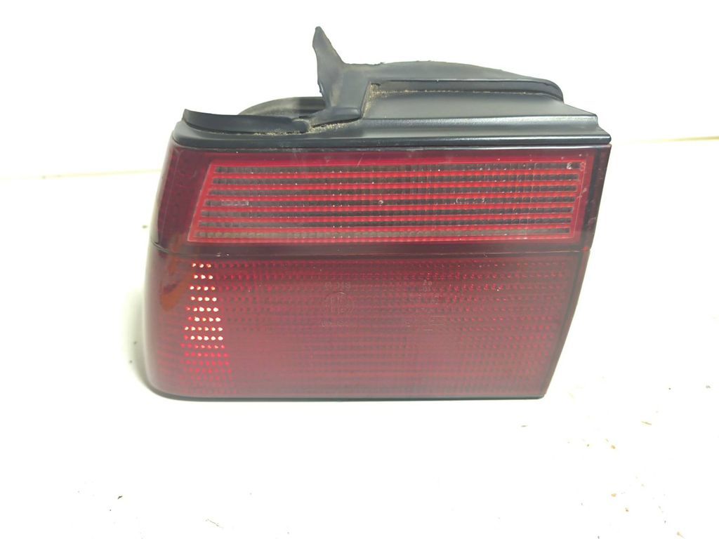 Alfa Romeo 155 1994 rear left tail light lamp 60568443 