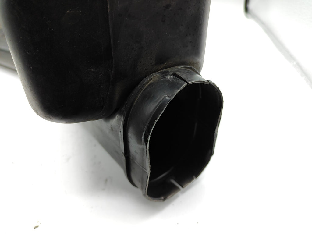 Mitsubishi Galant 2.0i 100kW 1998 Petrol Engine Air Intake Duct Pipe MR281083