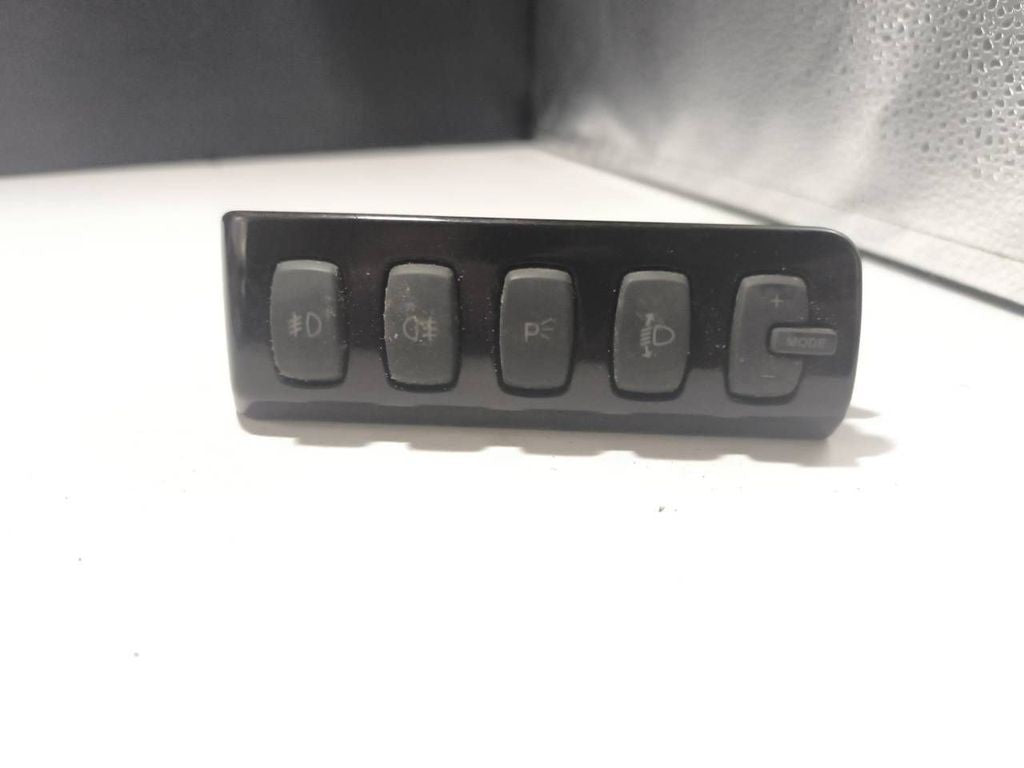 Fiat Croma 2.4JTD 147kW 2007 Diesel  Fog light switch 735398212 