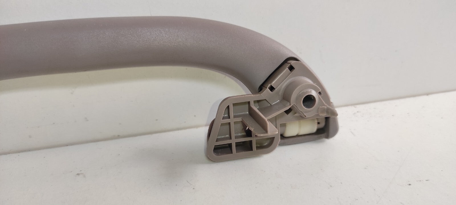 Peugeot 607 3.0i V6 2000 Rear Right Side Roof Grab Handle