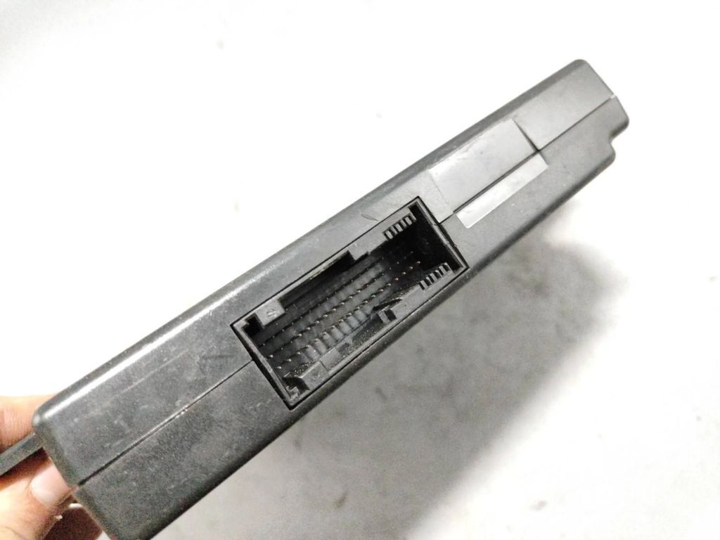 Volkswagen PASSAT B6 2006 Phone control unit module ECU 3C0035729F 