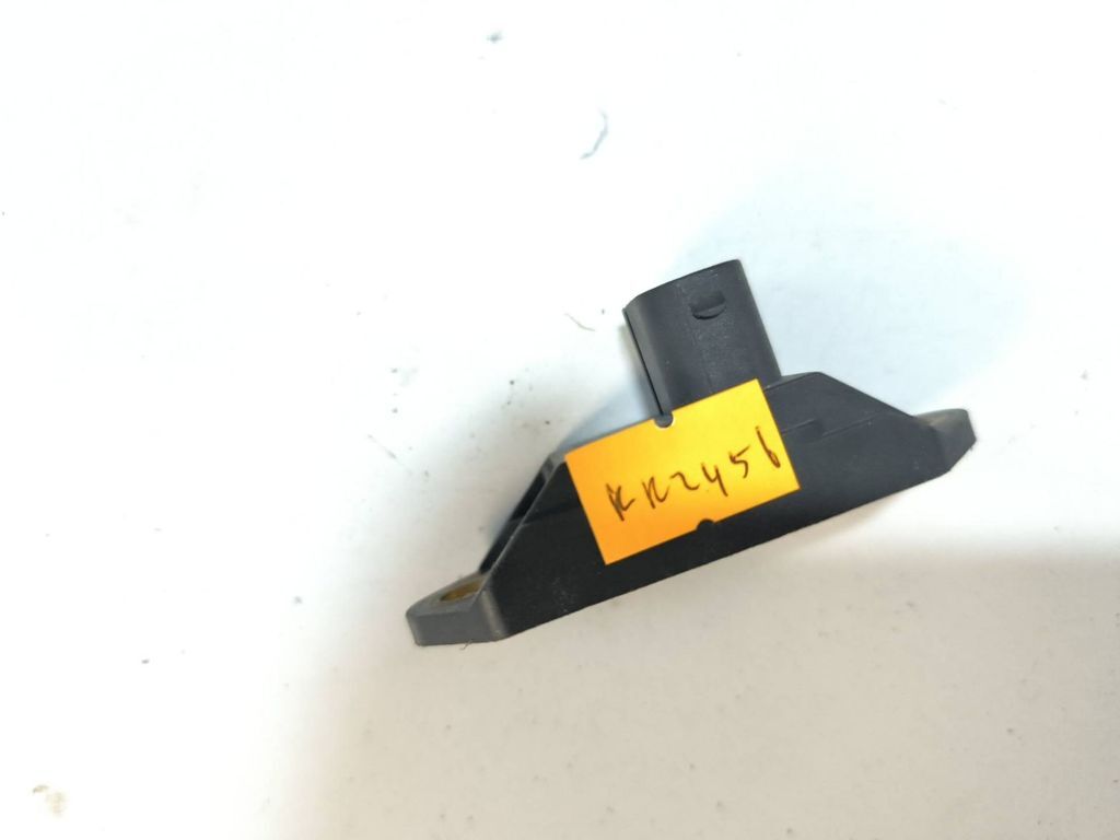 Mercedes-Benz E W211 2003 Acceleration sensor 0045423518 