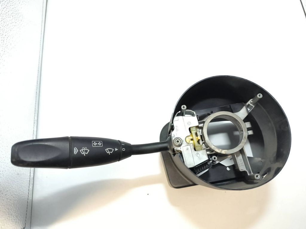 Mercedes-Benz Sprinter W906 2012 Turn signal indicator stalk A9065450210 