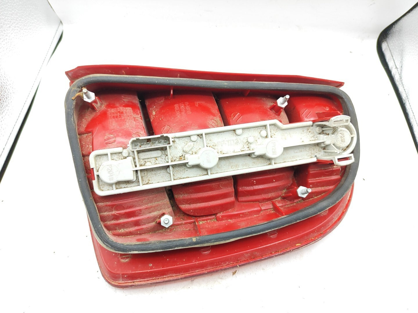 Skoda Fabia 6Y2 2002 LHD Rear Left Side Taillight Lamp Light 11A314B