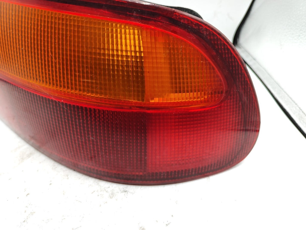 Honda Civic EG 5 Gen 1.5i Hatchback 1994 LHD Rear Right Side Taillight 0431120