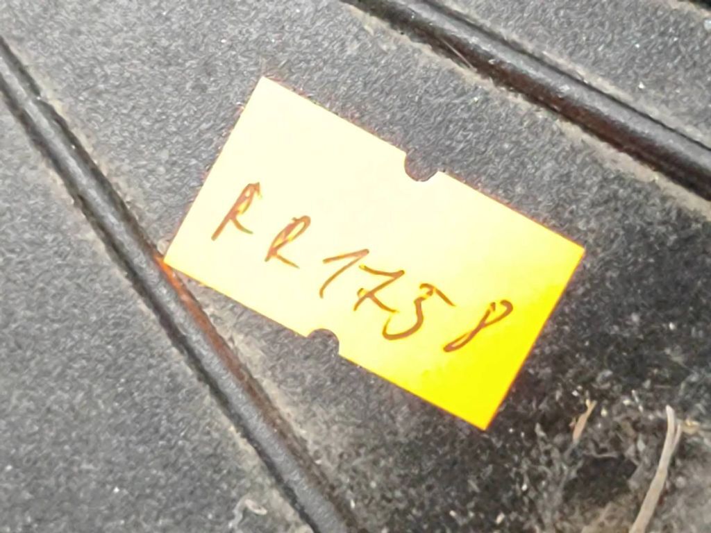 Alfa Romeo 155 1.8i 103kW 1994 Fuel tank pump cap cover