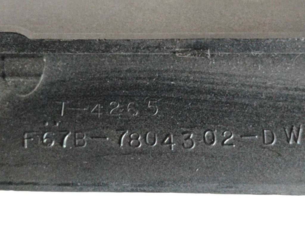 Ford Explorer 4.0 1998 Petrol dash center air vent grill F67B7804302DW 